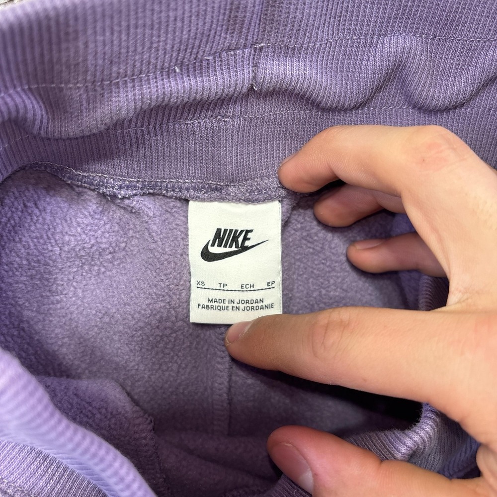 Nike Sweat Shorts Womens XS Purple Fleece 3 Inseam High Rise Drawstring Athletic - Picture 4 of 6